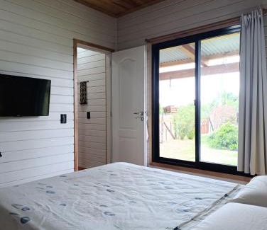 Colonial Hocker House | Minicasa Ensueño