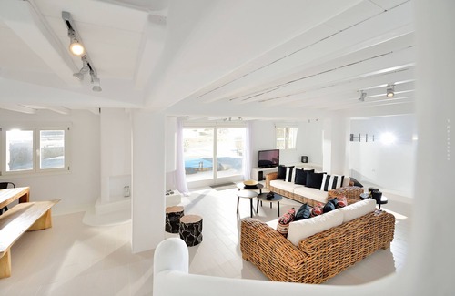 Kanalia Villa | Minimal Villa, Little Venice view, private pool, luxurious