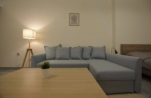 Dubai Apartment | Minimalist lovely studio - Entire rental unit