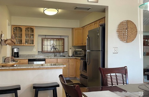 Pembroke Pines House | MINS from Everything -Private House 3/2- Pet Free/Smoke Free