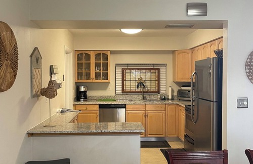 Pembroke Pines House | MINS from Everything -Private House 3/2- Pet Free/Smoke Free