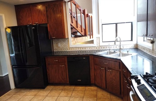 Marietta House | Mins from Northside East Cobb Medical Center, WellStar hospital & Braves Stadium