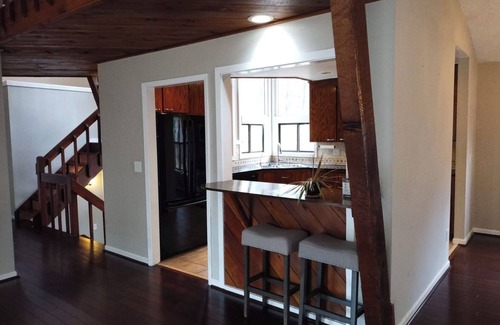 Marietta House | Mins from Northside East Cobb Medical Center, WellStar hospital & Braves Stadium