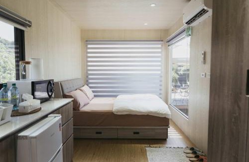 Tongxiao House | Minshuku 3 by Tiny Away