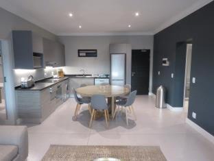 Greater Johannesburg Metropolitan Area Apartment | Mint Hotel Sandhurst