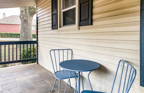 Madison House | Minutes from Downtown & Arsenal! Cardinal Aerie
