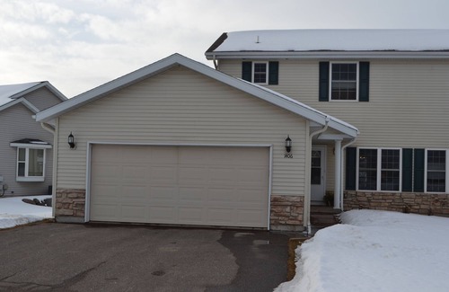 Wausau House | Minutes from Granite Peak Ski Area with easy access to I39