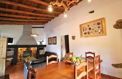 La Corte House | Mirador de Santa Ana by SIERRA VIVA