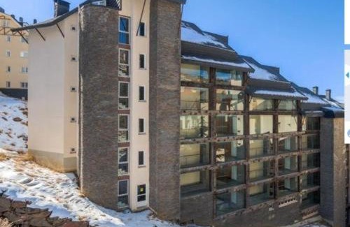 Pradollano Apartment | Miramar Ski - your home away from home -