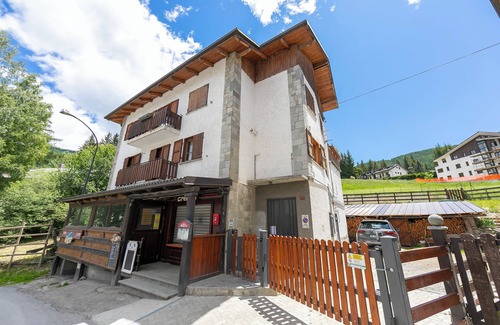 Sauze d'Oulx Apartment | Miramonti 21 Ski In - Ski Out