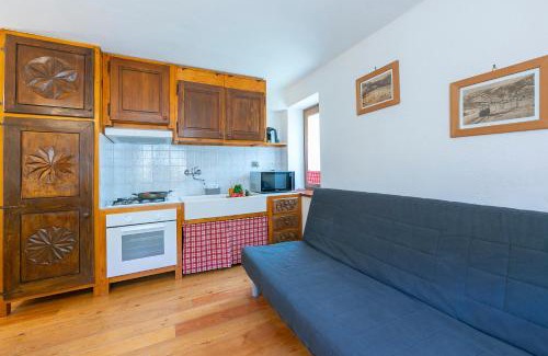 Sauze d'Oulx Apartment | Miramonti 21 Ski In - Ski Out - Happy Rentals