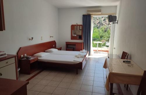 Plomari Hotel | MIRSINI HOTEL