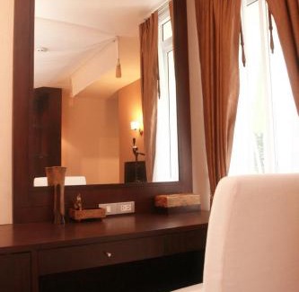 Embassy District Hotel | Mirth Sathorn Hotel