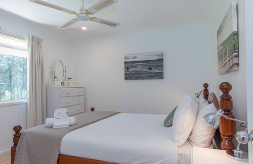 Pokolbin Cottage | Misty Glen Cottage Hunter Valley - Free bottle of wine!