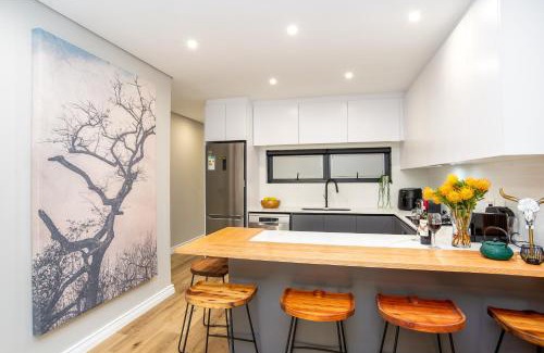 Wilderness Apartment | Misty Ocean - Wilderness