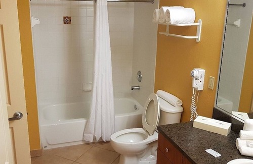 Weston Villa | Mizner Place, beautiful 1 bedroom villa!