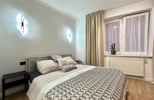 Zaspa House | MMRent Grey Room