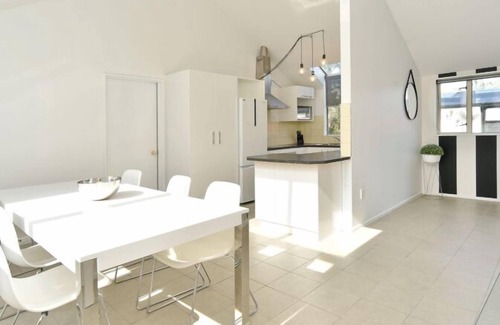 Christchurch City Centre House | Moa Place-Spacious centrally located 4 bedroom house