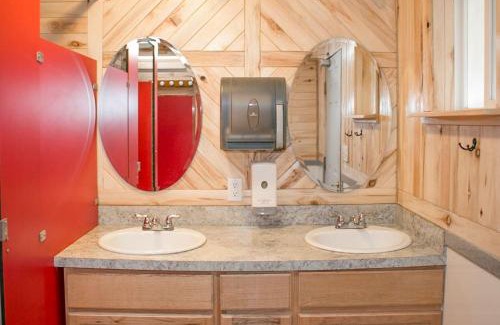 Moab South Valley House | Moab RV Resort Glamping Tipi OKTP-53