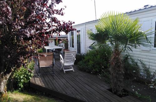 Saint Nazaire sur Charente House | Mobil Home 40 M², Proche De La Mer