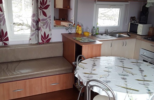 Saint-Trinit House | Mobil Home à la Campagne à Proximité du Mont Ventoux