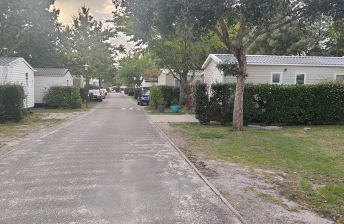 Gastes House | Mobil'home Camping 4lac Privé