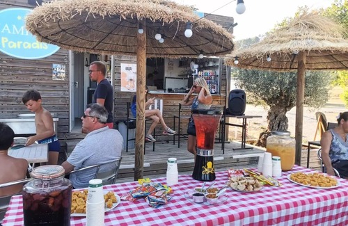 Signes House | Mobil-home | Comfort XL | 2 Bedrooms | 4 sleeps | Raised terrace