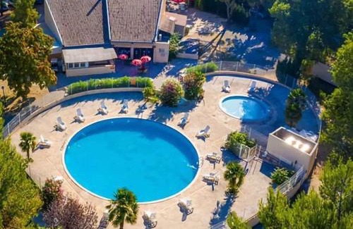 La Roque-d'Antheron Apartment | Mobil home Familial