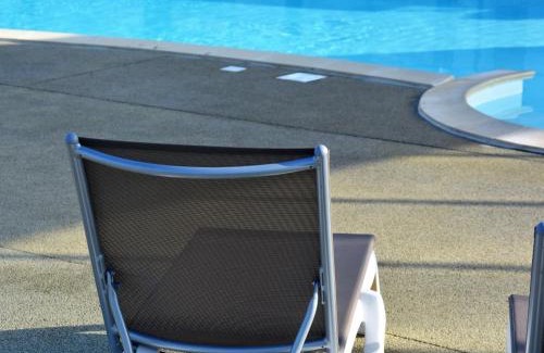 Jullouville-les-Pins House | Mobil-home Grand Confort 4 pers, 2 chambres, 1 sdb, clim, terrasse & parking, à 200m de la plage - FR-1-361A-2