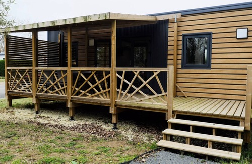Sadirac House | Mobil-Home Laurier 3 Rooms 4 People Air-conditioned + TV 2sdb