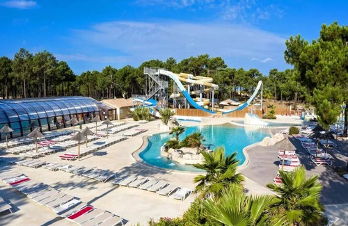 Vendays-Montalivet House | Mobil-home | Premium | 2 Bedrooms | 4 persons | Raised terrace | A/C | TV