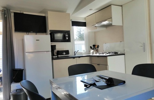 Torreilles-Plage House | Mobile home at camping les dunes