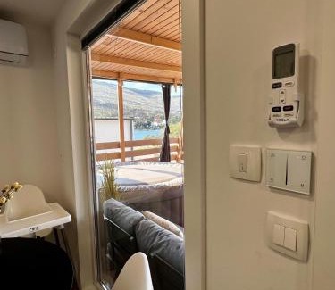 Grebastica Apartment | Mobile Home Luxor