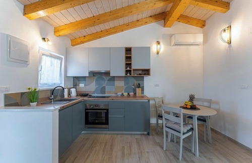 Pjescana Uvala House | Modean in Pula - Haus für 2-3 Personen