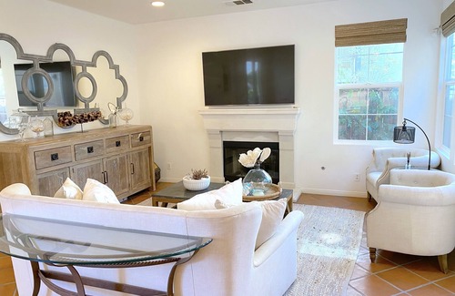 Ladera Ranch House | MODEL HOME 3 Bed House in Ladera Ranch 20 min to BEACH