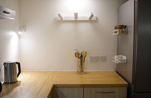 Islington Apartment | Modern 1 BDR Maisonette Garden Kings Cross