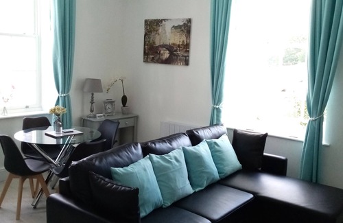Llanrwst Apartment | Modern 1 Bedroom Apartment
