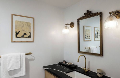 North Berkeley Apartment | Modern 1-bedroom garden apartment in Berkeley Victorian