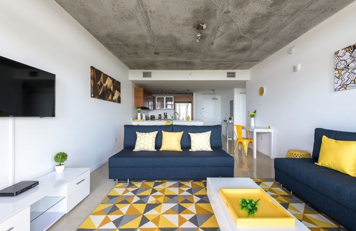 Midtown Condo | Modern 1 Bedroom Midtown Miami with Free Parking