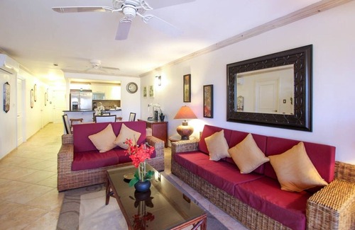 St. Lawrence Gap Apartment | Modern 2-bed Apt Near Beach In St. Lawrence Gap 2 Bedroom Apts by Bluescape