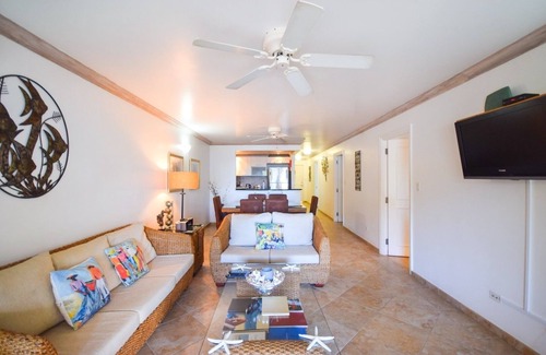 St. Lawrence Gap Apartment | Modern 2-bed Apt Near Beach In St. Lawrence Gap 2 Bedroom Apts by Bluescape