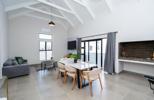 Mykonos Villa | Modern 2 Bed Home with Solar & Braai Langebaan