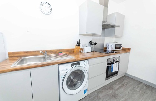 Blackburn Apartment | Modern 2 Bedroom Apartment in Blackburn