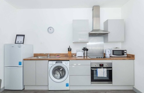 Blackburn Apartment | Modern 2 Bedroom Apartment in Blackburn