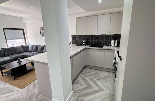 Old Street Apartment | Modern 2-Bedroom Apartment in the Heart of Shoreditch
