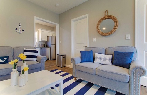 Vermilion Apartment | Modern 2 Bedroom Cottage in Vermilion Countryside