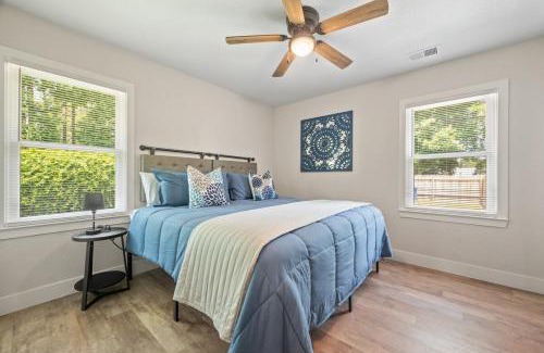 Portsmouth House | Modern 2 Bedroom Home with Fire Pit, Bikes