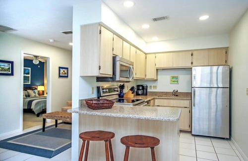 Captiva House | Modern 2-Bedroom Retreat Steps from Captiva Beach