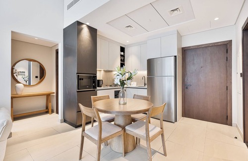 Al Barsha Apartment | Modern 2 BR Apartment near Dubai Butterfly Garden