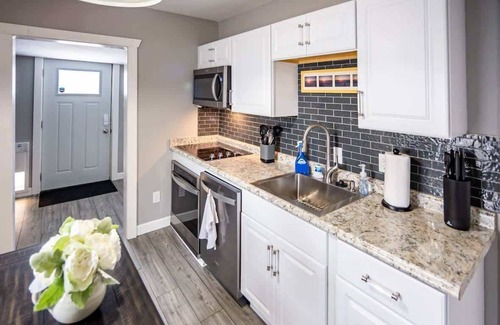 Mishawaka House | Modern 2-BR Home with Fenced Yard & Workspace